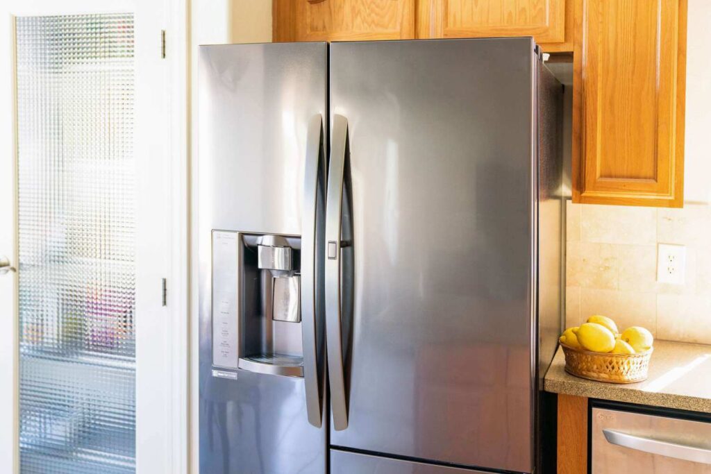 Refrigerator repair